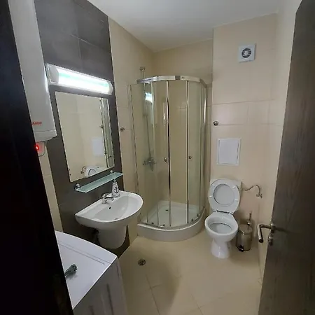 Charming Studio In A With A Pool Sveti Vlas